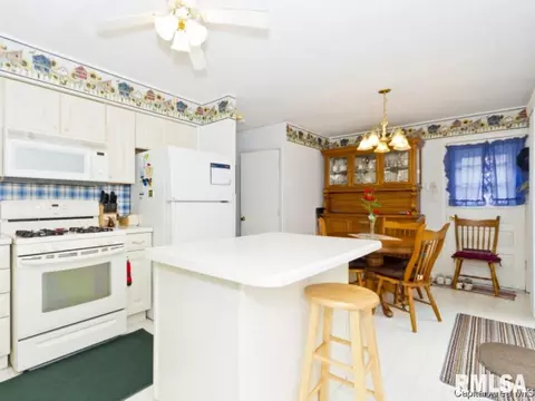 2516 Somerton, Springfield, IL 62702 photo 14