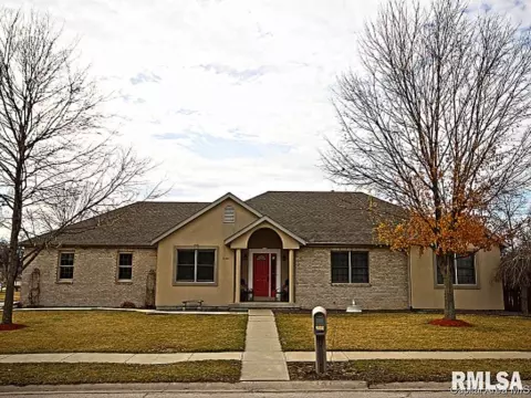 1400 Hosta St, Springfield, IL 62712 photo 1