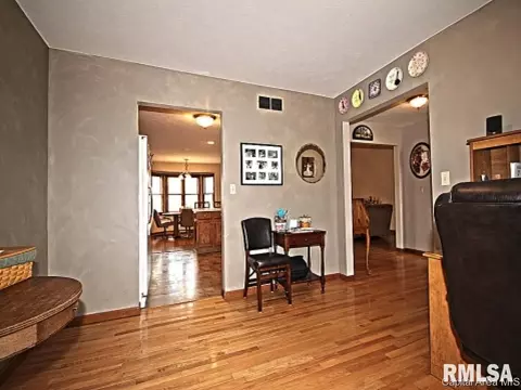 1400 Hosta St, Springfield, IL 62712 photo 16
