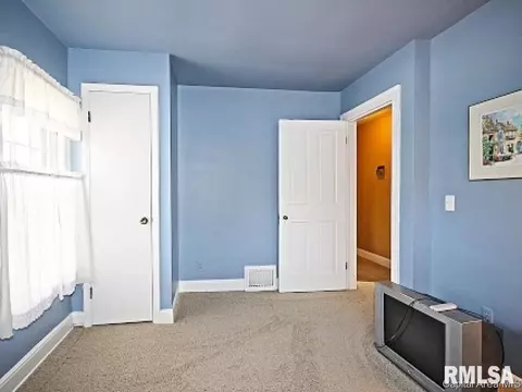 2147 Bates, Springfield, IL 62704 photo 14