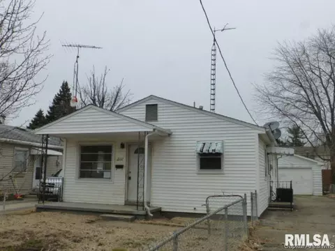 2137 E Keys Ave, Springfield, IL 62702 photo 1