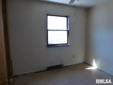 2137 E Keys Ave, Springfield, IL 62702 photo 7