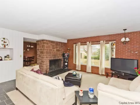 2008 S Park, Springfield, IL 62704 photo 9