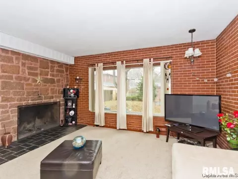 2008 S Park, Springfield, IL 62704 photo 10
