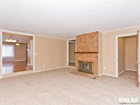 2309 S Spg, Springfield, IL 62704 photo 12
