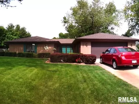 2201 W Road Dr, Springfield, IL 62711 photo 6