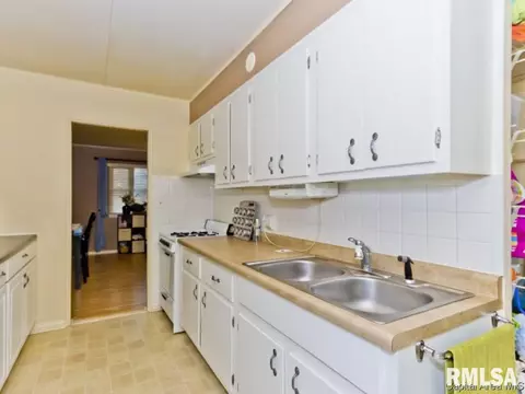 1632 N 19th St, Springfield, IL 62702 photo 10