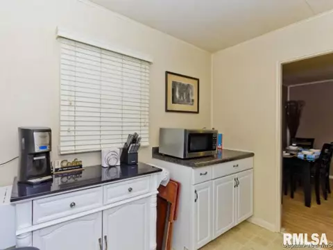 1632 N 19th St, Springfield, IL 62702 photo 12