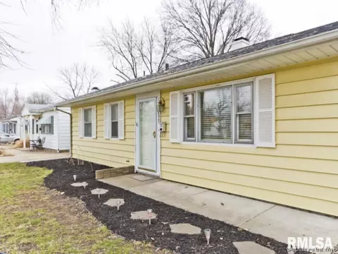 1632 N 19th St, Springfield, IL 62702 photo 2