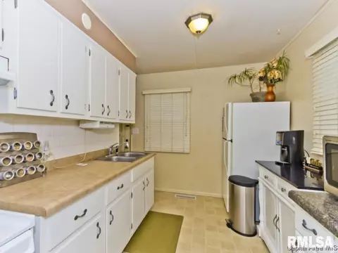 1632 N 19th St, Springfield, IL 62702 photo 9
