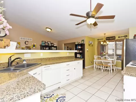 2313 Gander, Springfield, IL 62711 photo 5
