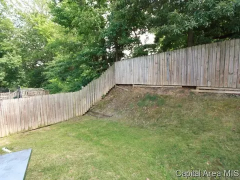 1508 Brenda Ct, Springfield, IL 62702 photo 15