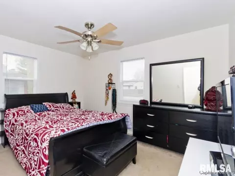 1201 W Iles, Springfield, IL 62704 photo 11