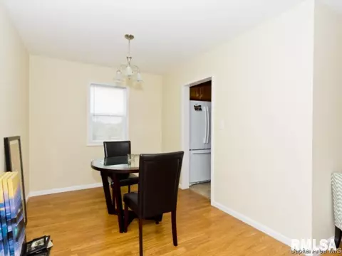 1201 W Iles, Springfield, IL 62704 photo 5