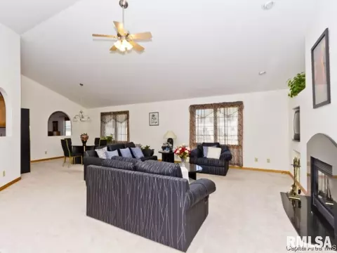 6109 Spindell, Springfield, IL 62711 photo 4
