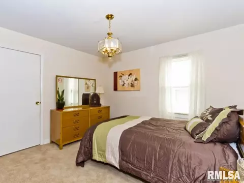 2052 N 19th St, Springfield, IL 62702 photo 13
