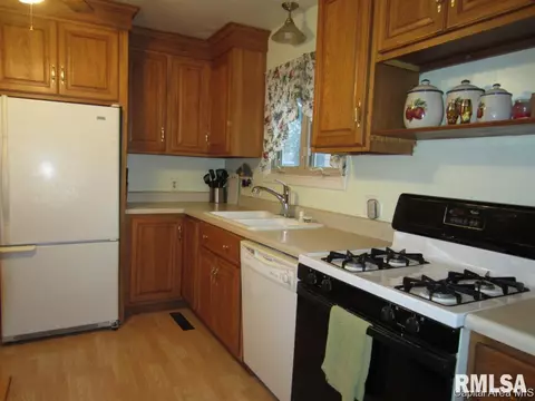 3324 S Park, Springfield, IL 62704 photo 4
