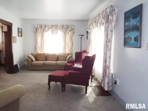 1924 S Lowell, Springfield, IL 62704 photo 3