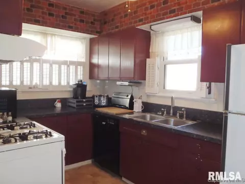 1924 S Lowell, Springfield, IL 62704 photo 6
