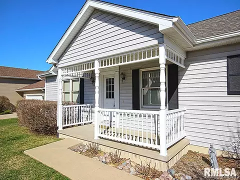 304 Five Forks Dr, Springfield, IL 62711 photo 2