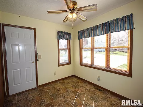304 Five Forks Dr, Springfield, IL 62711 photo 13