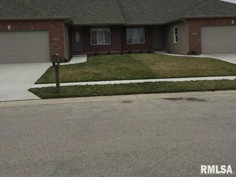 4813 Chestnut Dr, Springfield, IL 62711 photo 1
