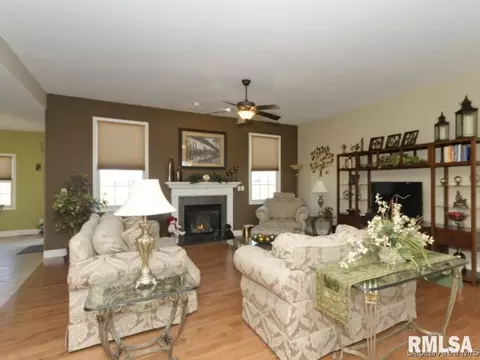 5817 Hedley Rd, Springfield, IL 62711 photo 6