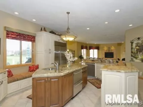 5108 Blackwolf, Springfield, IL 62711 photo 12