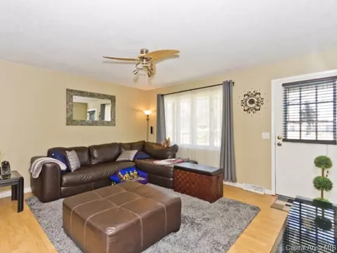 3014 Sandgate Rd, Springfield, IL 62702 photo 4