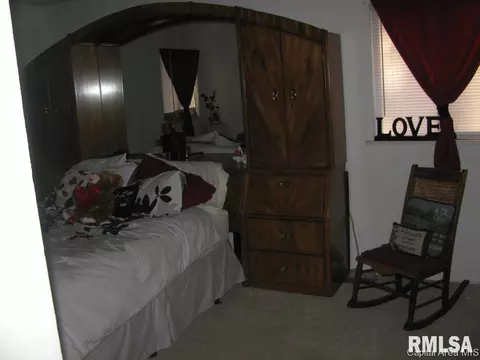 1801 Stonehenge Rd, Springfield, IL 62702 photo 8