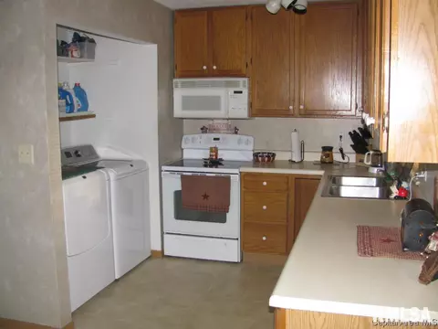 1801 Stonehenge Rd, Springfield, IL 62702 photo 7