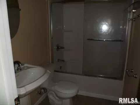 404 S Macarthur, Springfield, IL 62704 photo 4
