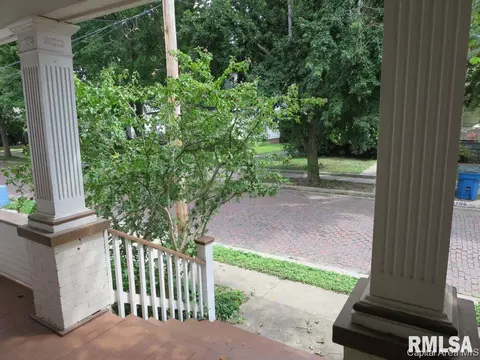 709 S State St, Springfield, IL 62704 photo 5