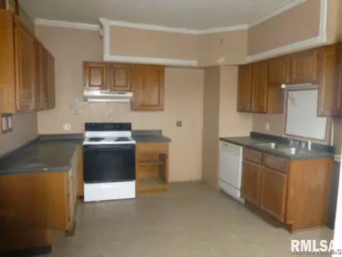 520 Mcclernand, Springfield, IL 62702 photo 4