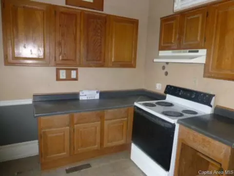 520 Mcclernand, Springfield, IL 62702 photo 5