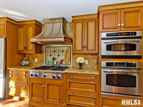 3 Linden Ln, Springfield, IL 62712 photo 9
