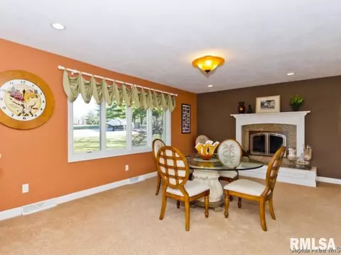 3 Linden Ln, Springfield, IL 62712 photo 5