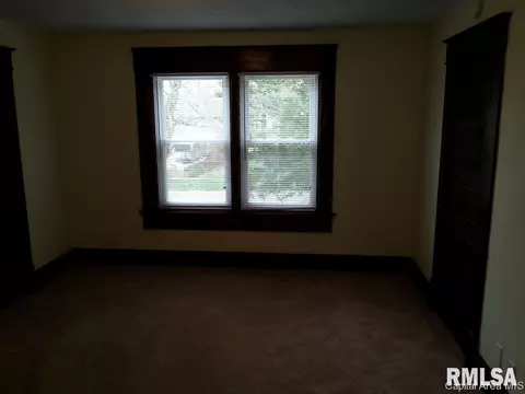 1216 Milton, Springfield, IL 62702 photo 10