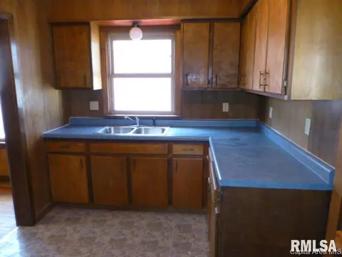 1507 E Converse Ave, Springfield, IL 62702 photo 6