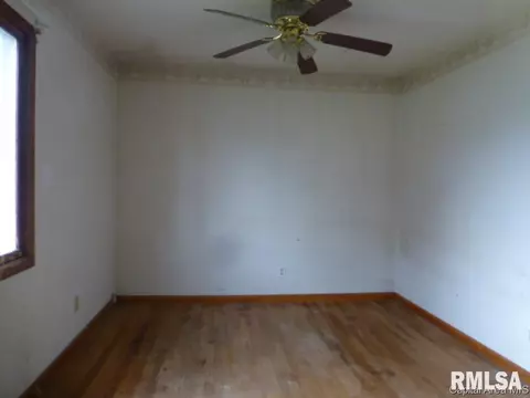 2401 Dunwich Street St, Springfield, IL 62702 photo 9