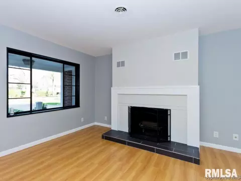 3344 S 3rd St, Springfield, IL 62703 photo 6