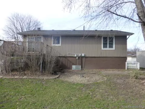 2220 Claremont Dr, Springfield, IL 62703 photo 14