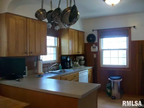 2136 Lowell Ave, Springfield, IL 62704 photo 5