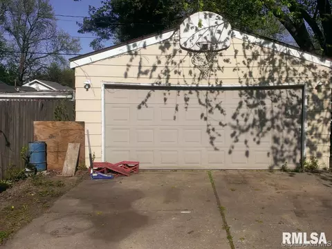2632 Yale Blvd, Springfield, IL 62703 photo 4