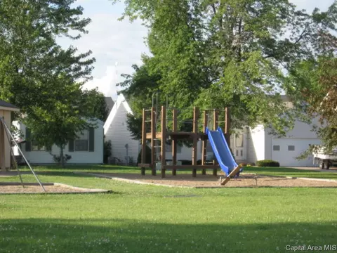 2425 Grom Dr, Springfield, IL 62707 photo 13