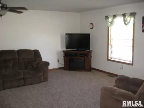2425 Grom Dr, Springfield, IL 62707 photo 7