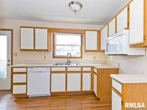 4004 Mccormick Dr, Springfield, IL 62707 photo 7