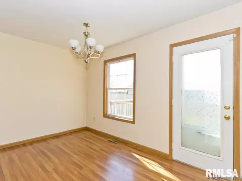 4004 Mccormick Dr, Springfield, IL 62707 photo 6