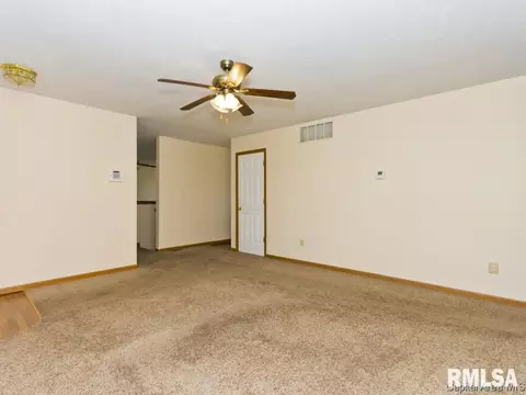 4004 Mccormick Dr, Springfield, IL 62707 photo 10