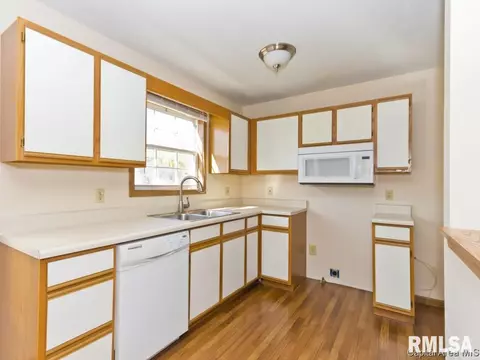 4004 Mccormick Dr, Springfield, IL 62707 photo 8